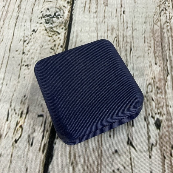 Sterling Silver Mother & Child Heart Necklace And Matching Earrings Gift Set New - Picture 4 of 5